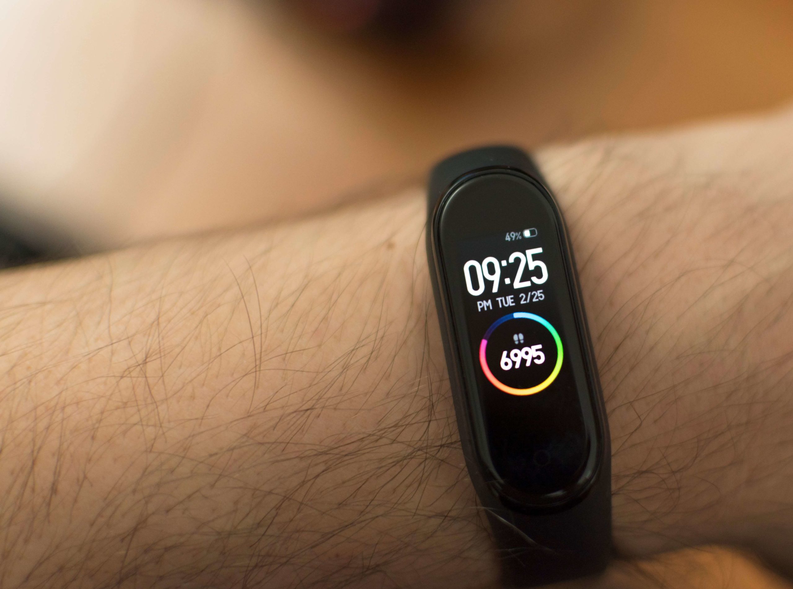 Xiaomi Mi Band 4 Review My Experience With This Fitness Tracker
